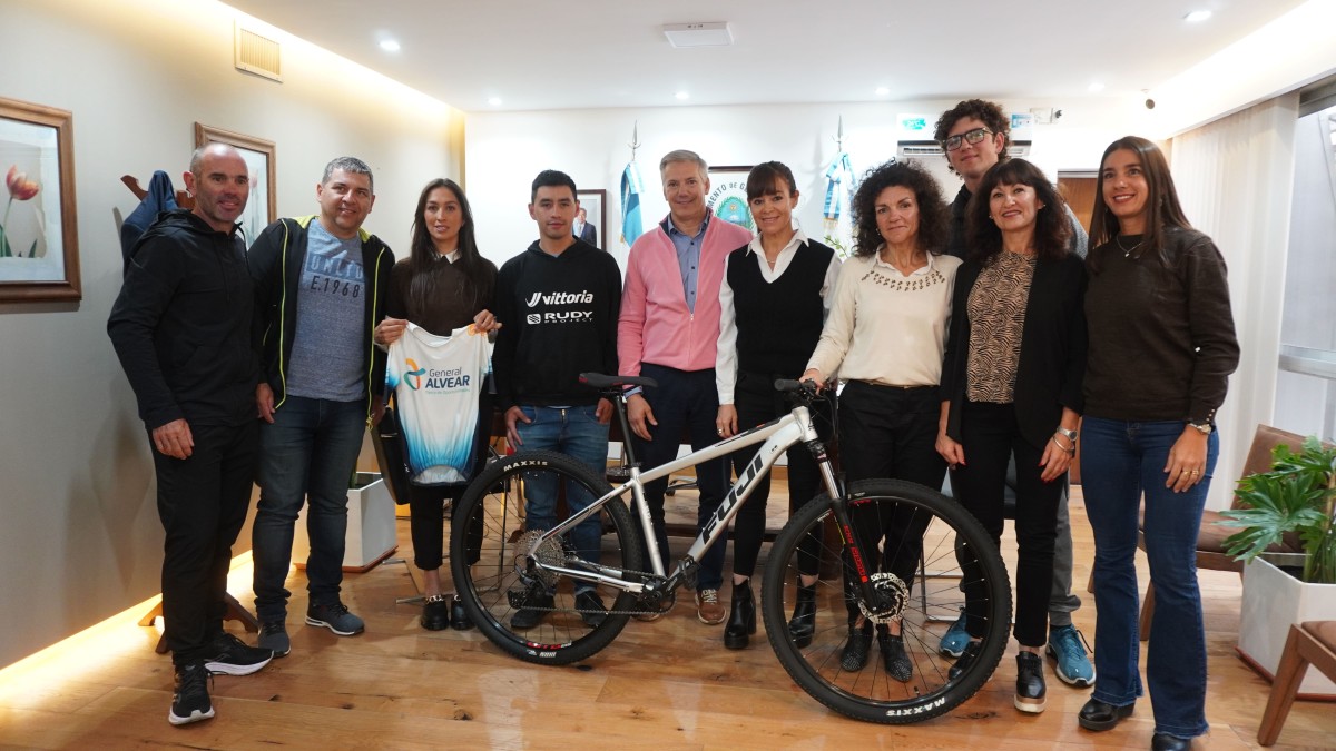 SE PRESENTÓ EL CAMPEONATO ALVEARENSE DE MONTAIN BIKE