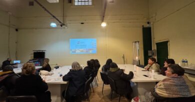 Jornada de cibercuidado para adultos mayores en el Punto Digital de Bodega Faraón