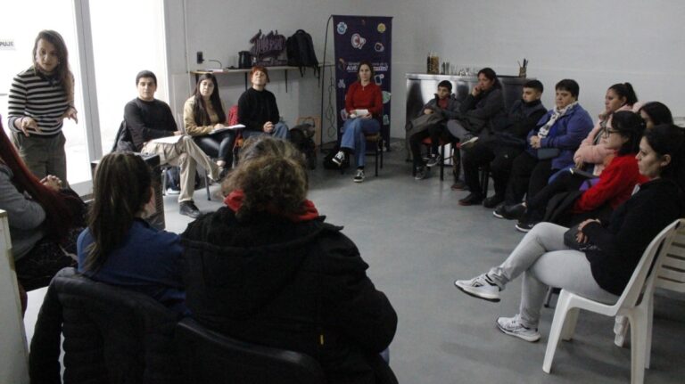 Taller “Puesta de límites sanos, libres de violencia”