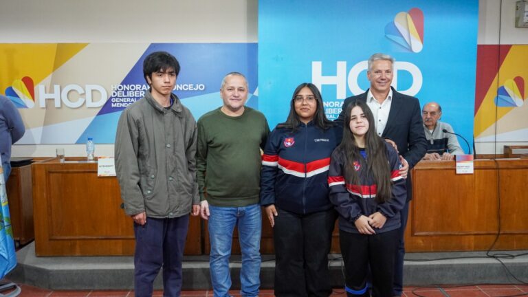 «Siendo Funcionarios», el programa que fomenta la participación cívica en los Jóvenes