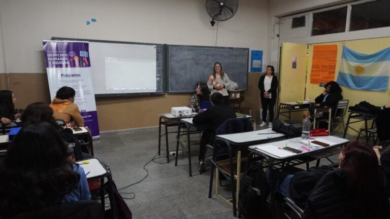 La Dirección de Familia impulsa talleres de prevención de grooming y bullying