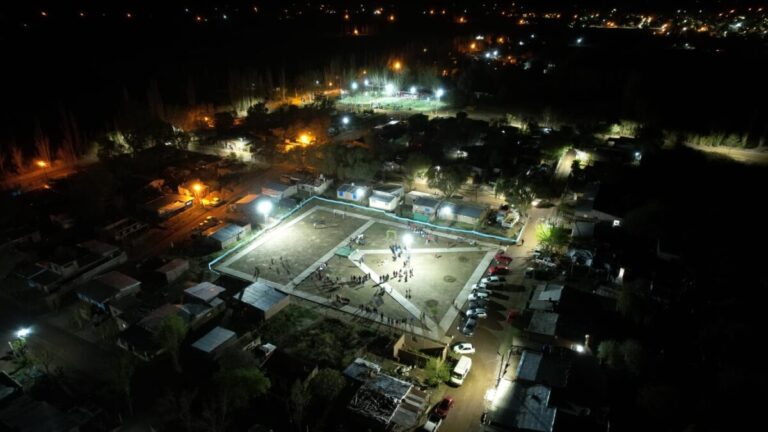 Se inauguró la plaza del barrio El Cerrito en Bowen