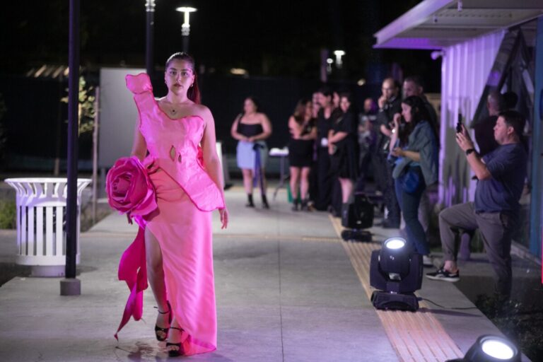 Nueva edición de Pasarela In Out reunió a estudiantes y público en el Polo Educativo