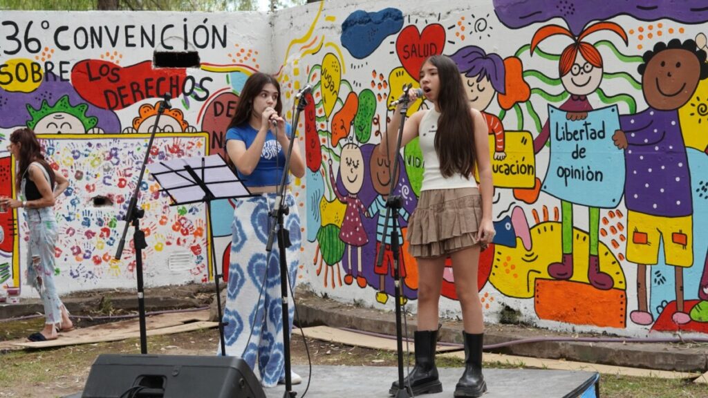 Se realizó en el Polideportivo Deportistas Alvearenses la conmemoración de la Convención de los Derechos del Niño