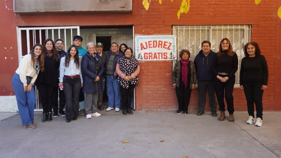 Adultos mayores suman talleres y capacitaciones en tecnología