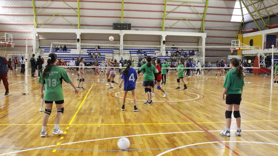 Encuentro de Mini Vóley en el Polideportivo