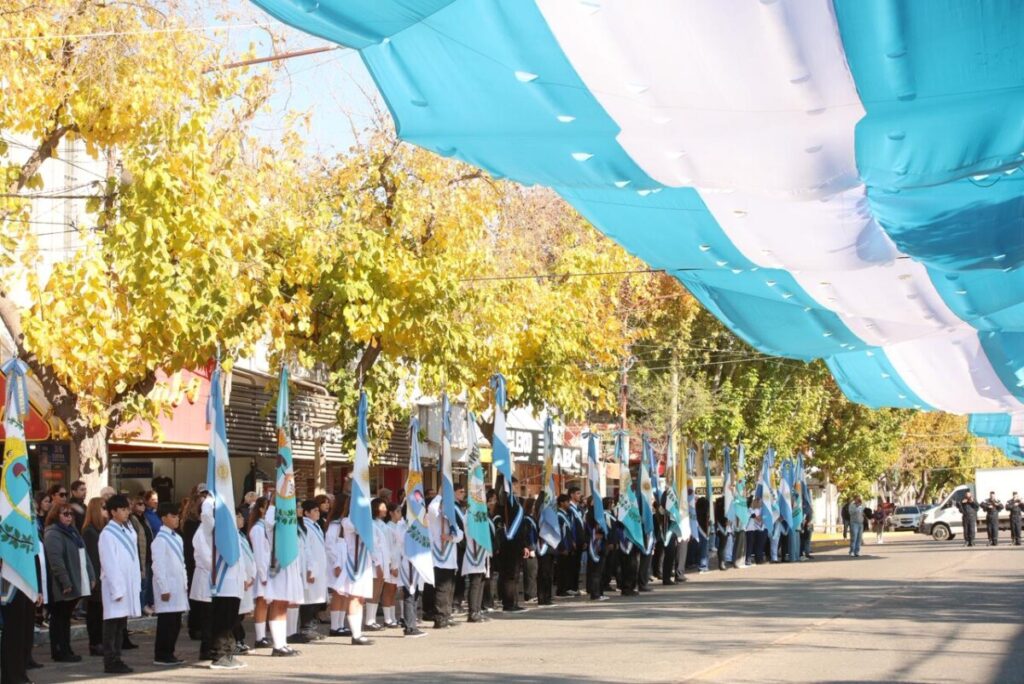 General Alvear celebró el 25 de Mayo con un fuerte mensaje de unidad, trabajo y compromiso comunitario