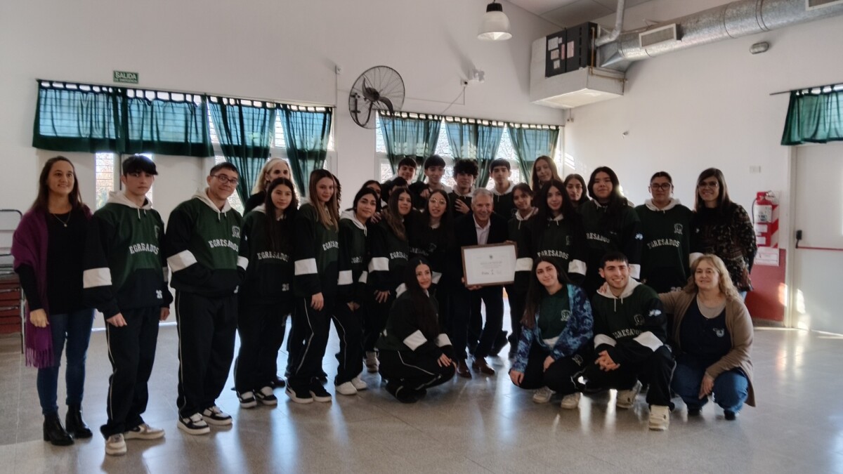 Reconocieron a estudiantes de Alvear Oeste por un proyecto ambiental premiado a nivel internacional