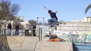 El Día del Skate reunió a jóvenes y familias en el Skatepark de Alvear