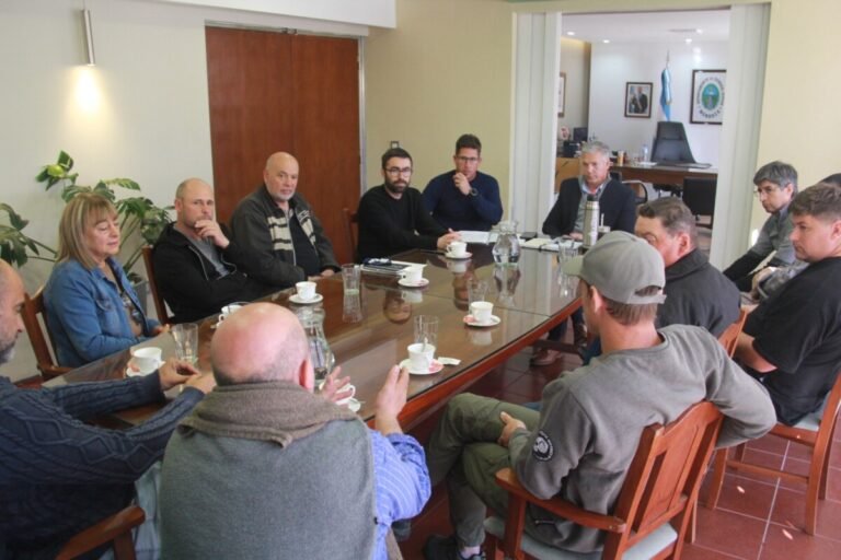 Molero reunió a productores y avanzó en una propuesta para sostener la lucha antigranizo