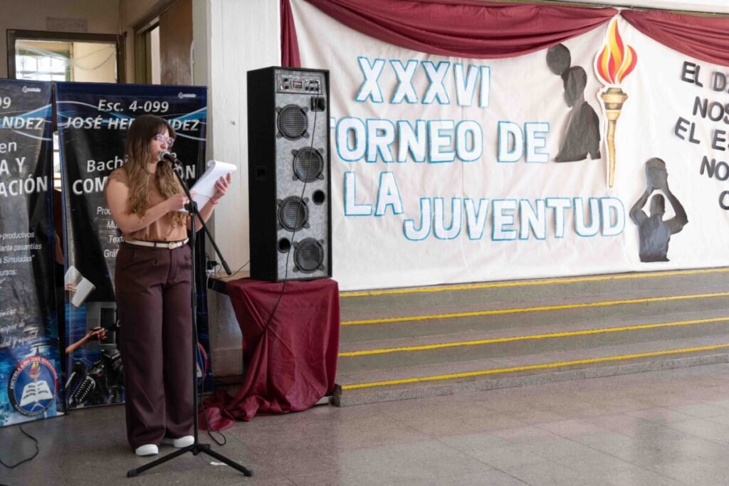 Bowen puso en marcha la 36° edición del Torneo de la Juventud