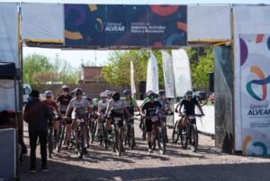 El mountain bike cerró su campeonato con más de 250 corredores en el circuito del Atuel