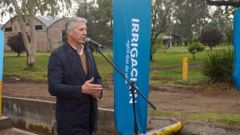 Anuncian obras para llevar agua potable a vecinos de Carmensa